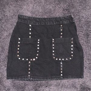 BLACK STUDDED DENIM MINI SKIRT